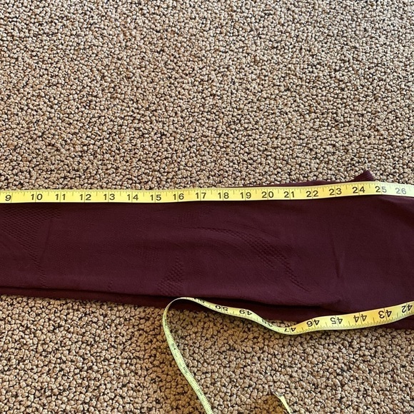 Lululemon Deep Purple Leggings Size 6 in EUC - Picture 10 of 10